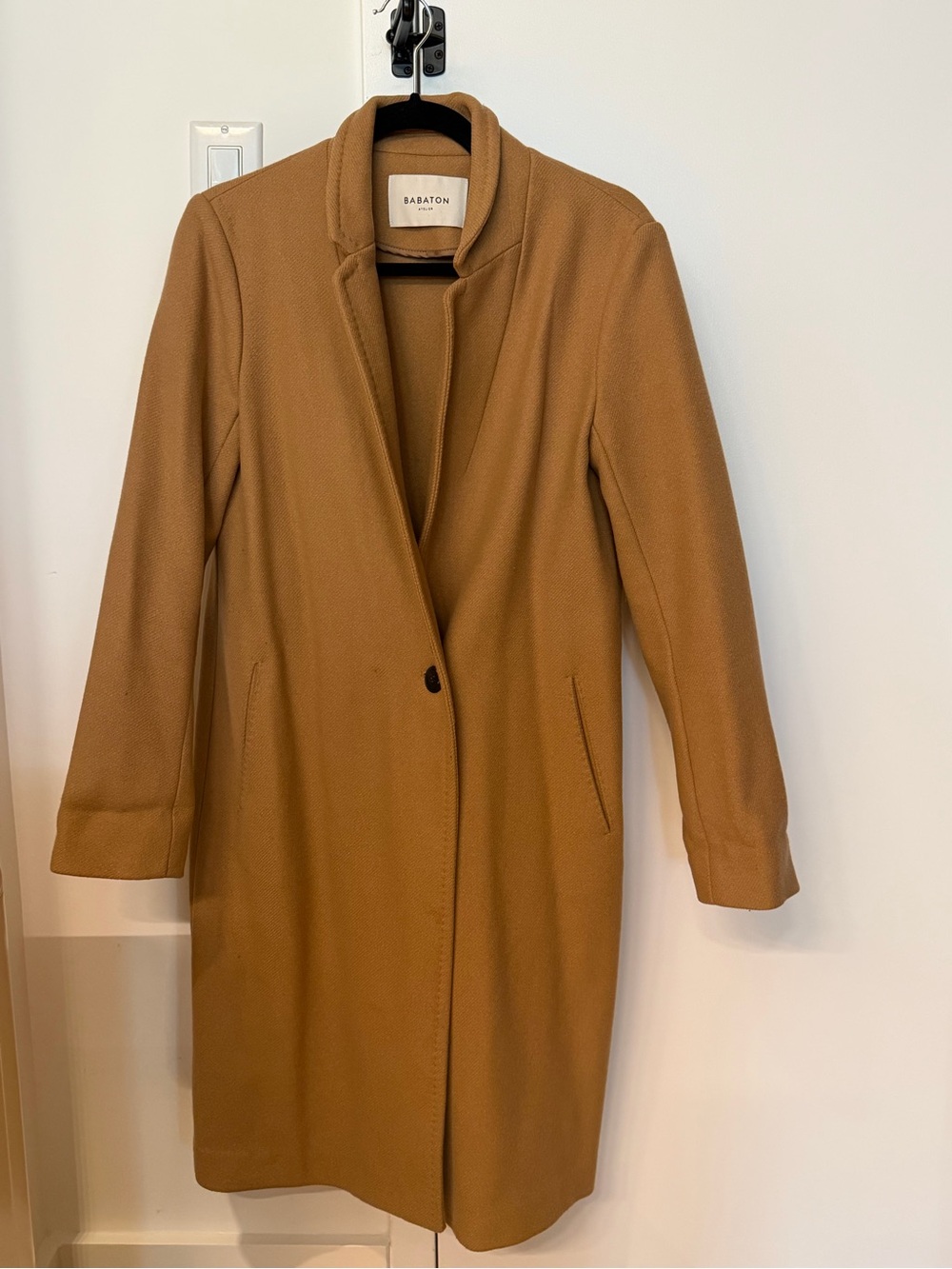Babaton Camel Single-Button Wool-Blend Trench Coat